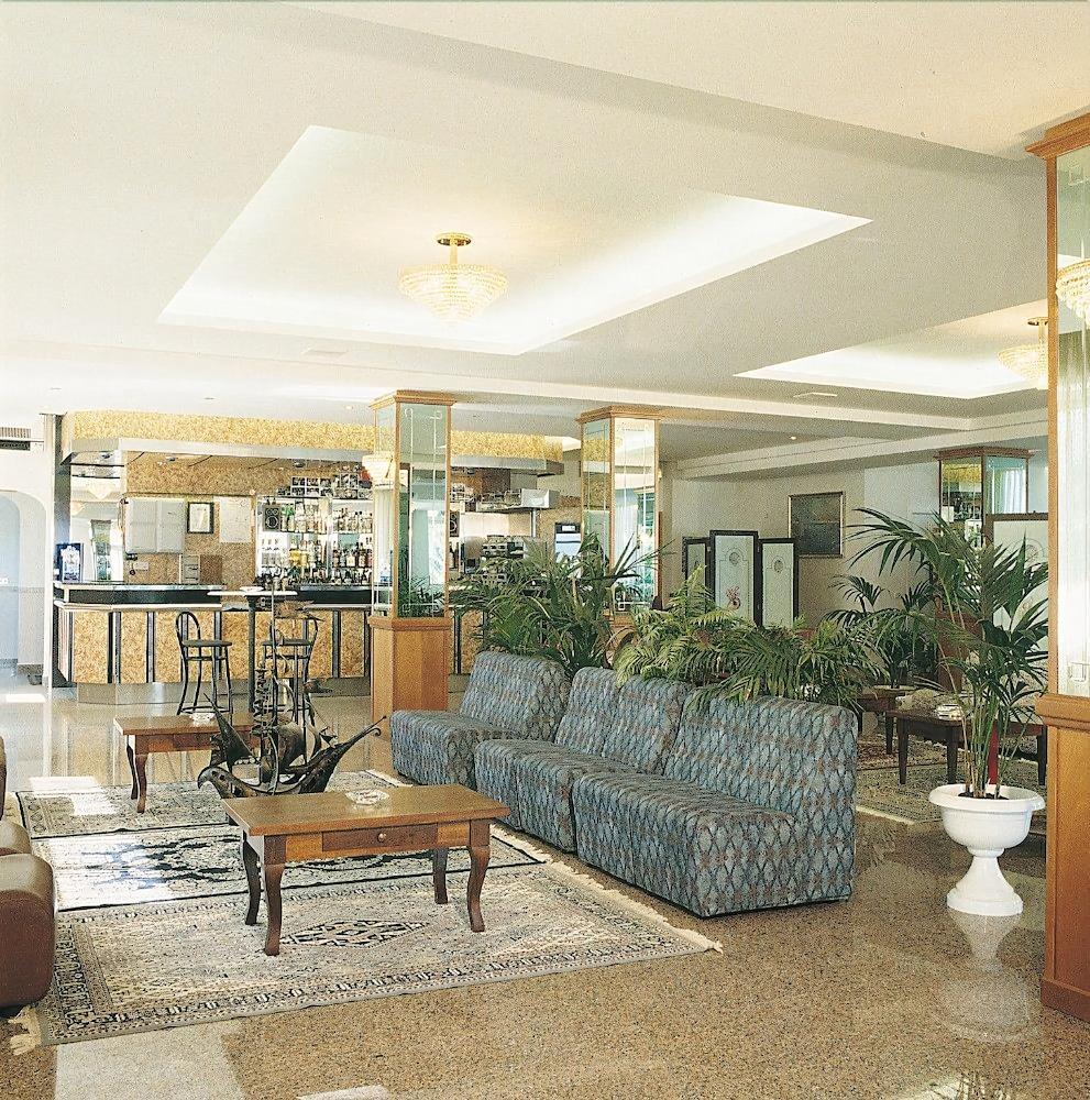 Hotel Caraibi 3*