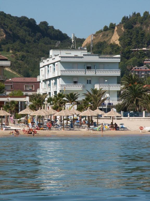 Caraibi 3* San Benedetto del Tronto